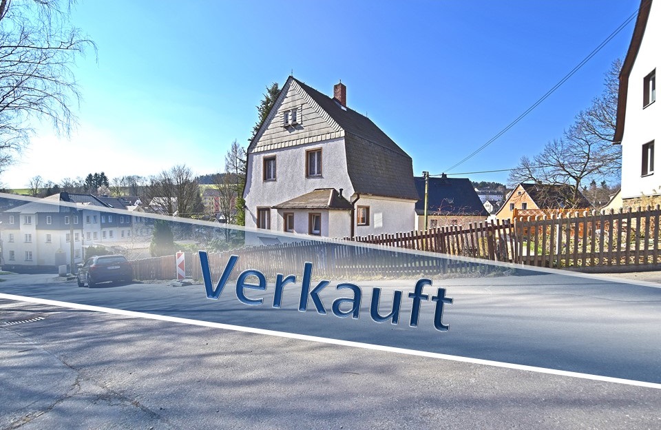 *VERKAUFT- Charmantes Einfamilienhaus mit viel Sanierungspotential in Grünhain*