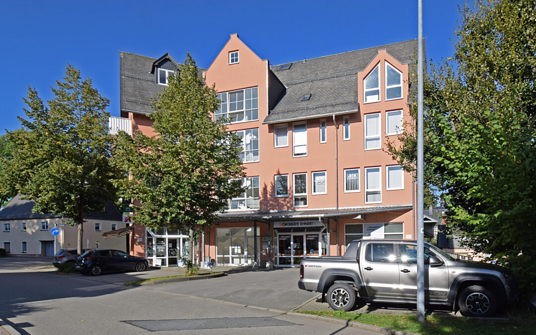 *Attraktives Gewerbeensemble im Zentrum von Zwönitz*